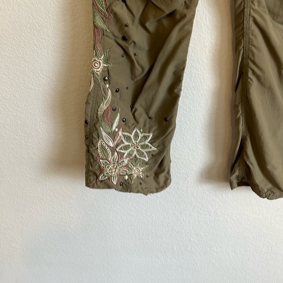 Vintage Y2K Miss Me Flare Low RiseCargo Womens Pants with embroidered detail - Picture 5 of 16